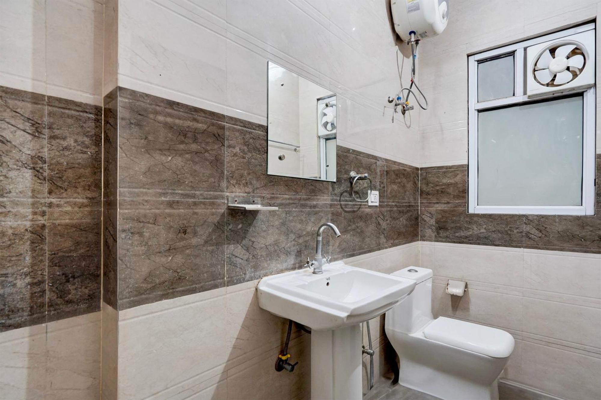 Appartement Super Townhouse Sector 53 Golf Course Road à Gurgaon Extérieur photo